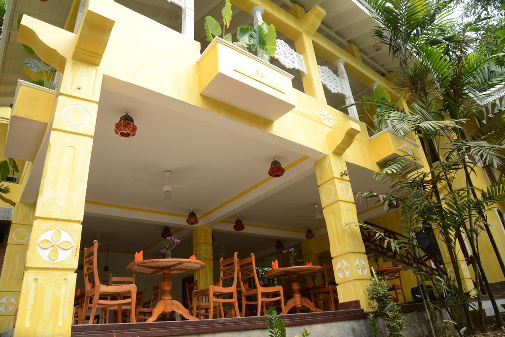 Hotel Thambapanni Retreat Unawatuna Esterno foto