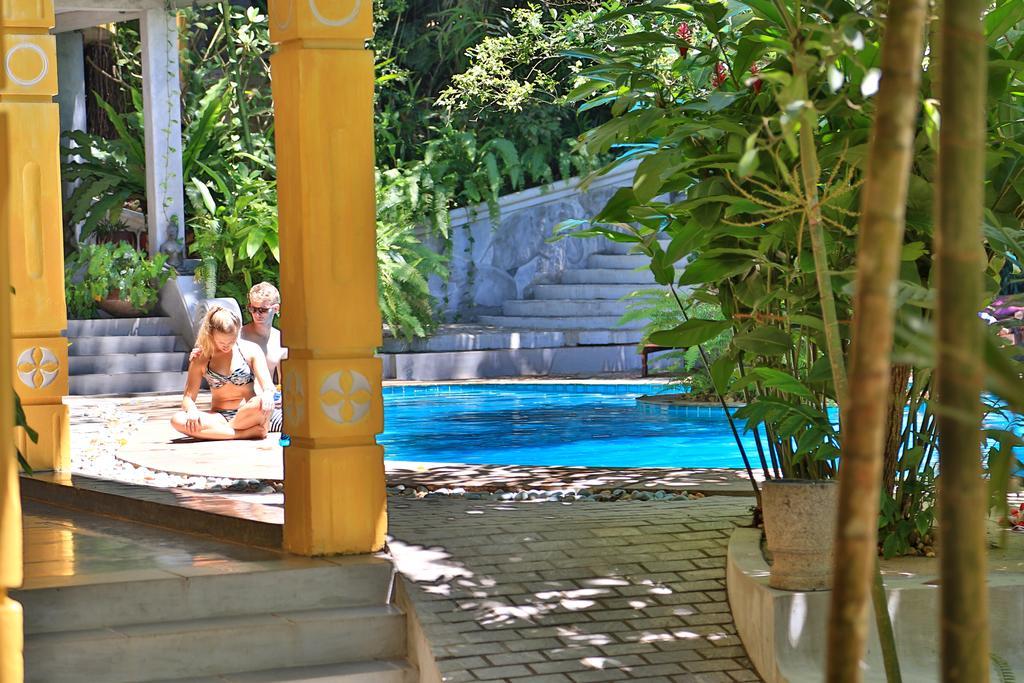 Hotel Thambapanni Retreat Unawatuna Esterno foto